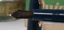 Load image into Gallery viewer, Z-Parker Duofold Maxima - Blue with No. 50 14ct Gold Nib - P0428