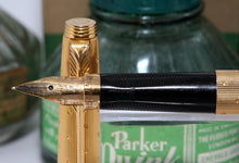 Load image into Gallery viewer, Z-Parker 75 - Gold Perle with 18ct Gold Nib - P1058
