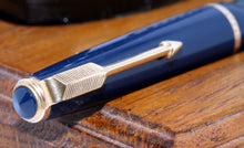 Load image into Gallery viewer, Z-Parker Duofold Junior - Blue with No. 10 14ct Gold Nib - P1061