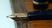Load image into Gallery viewer, Z-Parker Duofold Junior - Blue with No. 10 14ct Gold Nib - P1061