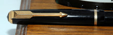 Load image into Gallery viewer, Z-Parker Duofold Victory MkV - Black with No. 10 14ct Gold Nib - P1062
