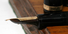 Load image into Gallery viewer, Z-Parker Duofold Maxima - Black with No.50 14ct Gold Nib - (P1022)
