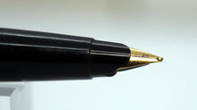 Load image into Gallery viewer, Z-Parker 45 Flighter Gold End GT - Flighter with M Gold Nib - P1080