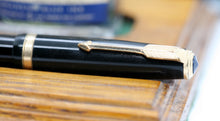 Load image into Gallery viewer, Z-Parker Parker Duofold AF - Black with No.30.4 (1954) 14ct Gold Nib - P1081c