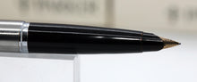 Load image into Gallery viewer, Z-Parker 45 Flighter Black End CT - Flighter with F 14ct Gold Nib - P1081d