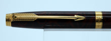 Load image into Gallery viewer, Z-Parker 75 - Woodgrain with 14ct Gold Nib - P1075