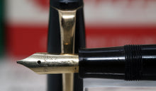 Load image into Gallery viewer, Z-Parker Victory Mk IV - Black Trim with "N" 14ct Gold Nib (P1000)