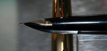 Load image into Gallery viewer, Z-Parker 65 - Gold Imperial Insignia with 14ct Gold Nib - (P150)