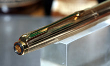 Load image into Gallery viewer, Z-Parker 50 - Gold Imperial Insgnia with Medium Point Integrated Nib - (P260)