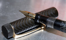 Load image into Gallery viewer, Z-Parker Lucky Curve - No.20½ Black Chased Hard Rubber with No.2 14ct Gold Nib - (P279)