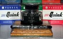 Load image into Gallery viewer, Z-Parker Televisor Slender - Striated Silver Grey with "W" 14ct Gold Nib - (P365)