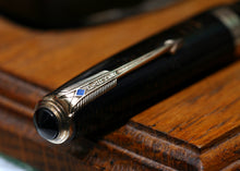 Load image into Gallery viewer, Z-Parker Vacumatic - Golden Brown (Blue Diamond) with 14ct Gold Nib - (P383)