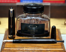 Load image into Gallery viewer, Z-Parker Vacumatic - Golden Brown (Blue Diamond) with 14ct Gold Nib - (P383)
