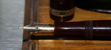 Load image into Gallery viewer, Z-Parker Duofold AF French - Terracotta Red with French 18ct Gold Nib - (P512)