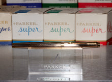 Load image into Gallery viewer, Z-Parker 75 - Imperial Gold with M Medium 14ct Gold Nib - (P593a)