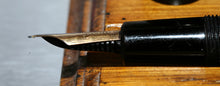 Load image into Gallery viewer, Z-Parker Duofold Junior Mk VI - Black with No.10 Oblique 14ct Gold Nib - (P650c)