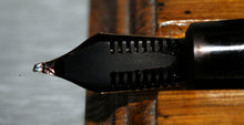 Load image into Gallery viewer, Z-Parker Duofold Junior Mk VI - Black with No.10 Oblique 14ct Gold Nib - (P650c)
