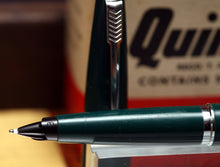 Load image into Gallery viewer, Z-Parker 45 Schools - Green CT with "B" Steel Nib - (P673)