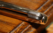 Load image into Gallery viewer, Z-Parker 51 Repeater Pencil - Black & Gold with 9mm Leads - (P685a)