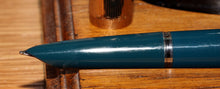 Load image into Gallery viewer, Z-Parker 51 - Teal Blue with 1/10th 12ct Gold Cap with 14ct Gold Nib - (P751a)