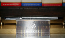 Load image into Gallery viewer, Z-Parker 45 - Flighter CT - Black End with "B" 14ct Gold Nib - (P803)