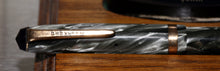 Load image into Gallery viewer, Z-Parker Parkette - Zephyr Grey with Parkette 14ct Gold Nib - (P811)