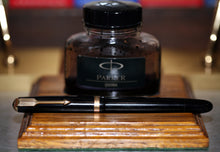 Load image into Gallery viewer, Z-Parker Duofold AF - Black with "N" 14ct Gold Nib - (P813)