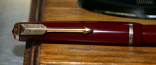 Load image into Gallery viewer, Z-Parker Duofold Victory MkV - Red with No.10 14ct Gold Nib - (P835)