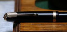 Load image into Gallery viewer, Z-Parker Duofold NS - Black with Duofold "N" 14ct Gold Nib - (P855)