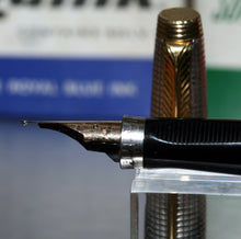 Load image into Gallery viewer, Z-Parker 75 - Cisele with Mk I Section with No.66 14ct Gold Nib - (P866)