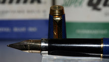 Load image into Gallery viewer, Z-Parker 75 - Lapis Lazuli with Mk I Section with "M" 14ct Gold Nib - (P867)