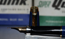 Load image into Gallery viewer, Z-Parker 75 - Lapis Lazuli with Mk I Section with "M" 14ct Gold Nib - (P867)
