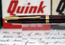 Load image into Gallery viewer, Z-Parker 75 - Thuya with MK III Section & 14ct Gold Nib (P872)