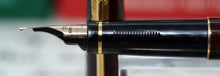Load image into Gallery viewer, Z-Parker 75 - Thuya with MK III Section & 14ct Gold Nib (P872)