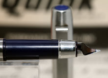 Load image into Gallery viewer, Z-Parker 25 Mk IV - Flighter Blue with Medium Point Steel Nib (P874)