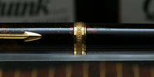 Load image into Gallery viewer, Z-Parker 75 Premier - Chinese Laque with "M" Medium Point 14ct Gold Nib - (P888)