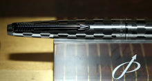 Load image into Gallery viewer, Z-Parker 45 - Harlequin Black Shield with M Point Octanium Nib - (P891)