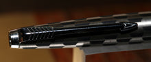 Load image into Gallery viewer, Z-Parker 45 - Harlequin Black Shield with M Point Octanium Nib - (P891)