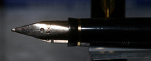 Load image into Gallery viewer, Z-Parker 75 Premier - Black Laque with Medium Point 14ct Gold Nib - (P893a)