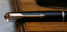 Load image into Gallery viewer, Z-Parker Victory Mk V - Black with No.10 14ct Gold Nib - (P912a)