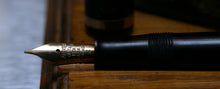 Load image into Gallery viewer, Z-Parker Challenger - Black with Parker Canadian No.2 14ct Gold Nib - (P912c)