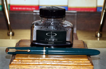 Load image into Gallery viewer, Z-Parker Duofold Senior - Green with Modified No.35 14ct Gold Nib - (P923a)