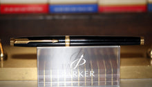 Load image into Gallery viewer, Z-Parker 75 - Black Laque with "M" 14ct Gold Nib - (P925)
