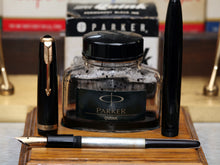 Load image into Gallery viewer, Z-Parker Duofold Maxima - Black with No.50 14ct Gold Nib - (P946)