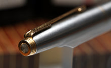 Load image into Gallery viewer, Z-Parker 75 - Flighter GT with "F" Fine Point 14ct Gold Nib - (P953b)
