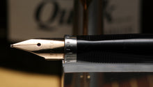 Load image into Gallery viewer, Z-Parker 75 - Flighter GT with "F" Fine Point 14ct Gold Nib - (P953b)