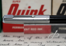 Load image into Gallery viewer, Z-Parker 51 - Black & Lustraloy with Fine Point 14ct Gold Tubular Nib (P969e)