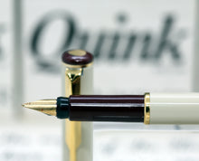 Load image into Gallery viewer, Z-Parker 88 - Ivory & Burgundy Fountain & Ball Point with Gold Plated Nib (P974b)