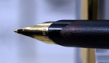 Load image into Gallery viewer, Z-Parker 95 - Flighter GT with "M" Medium Point Gold plated Nib (P974f)
