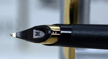 Load image into Gallery viewer, Z-Parker 95 - Flighter GT with "M" Medium Point Gold plated Nib (P974f)